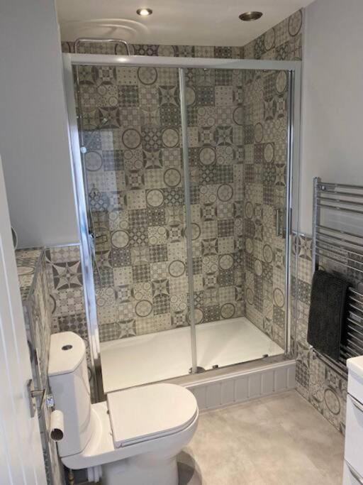 Luxury Mumbles View Studio Apartment スウォンジー エクステリア 写真